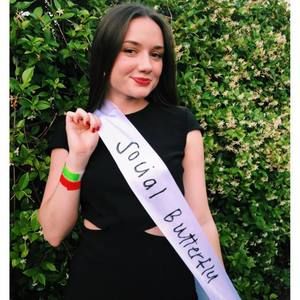 Meet your Posher, Faith